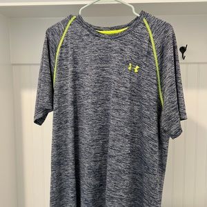 Great lite weight shirt for spring . Size XL great condition.